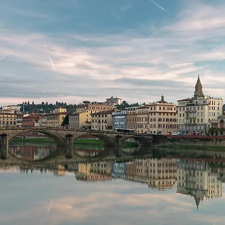 Daire Romantic Tornabuoni Floransa